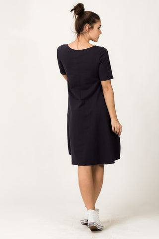  Sukienka Model Nadia 5 Navy - Tessita 