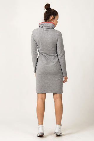  Sukienka Model Kaja 9 Light Grey/Coral - Tessita 
