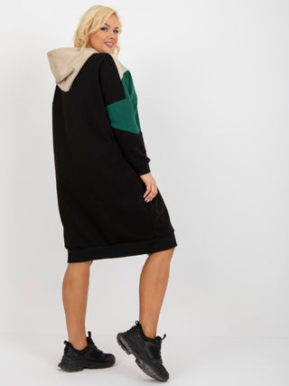 Sukienka-RV-SK-8420.17-ciemny zielony