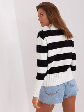 Sweter-PM-SW-JK7453.06-biało-czarny