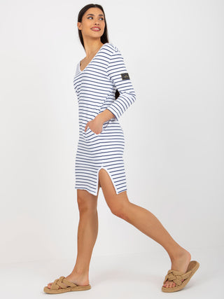 Sukienka-TW-SK-BL-1010.74-biało-granatowy