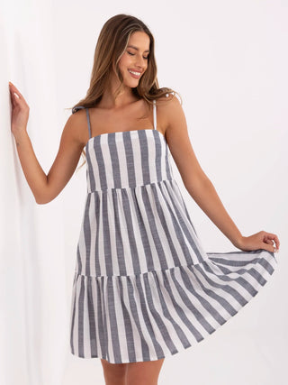 Sukienka-LK-SK-507684.14-biało-granatowy