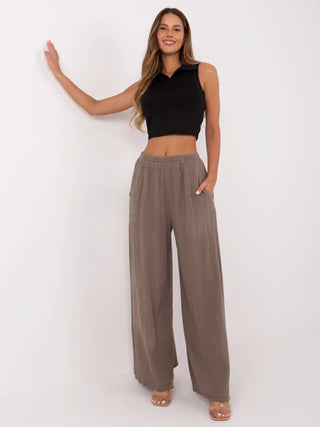 Spodnie-MI-SP-2563.84-brązowy