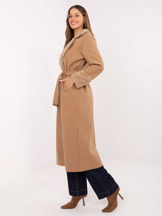 Płaszcz-IT-PL-4602.01P-camelowy