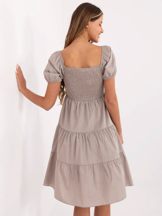 Sukienka-MI-SK-A2561.89-ciemny bezowy