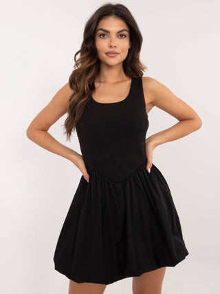 Sukienka-DHJ-SK-19805.67-czarny