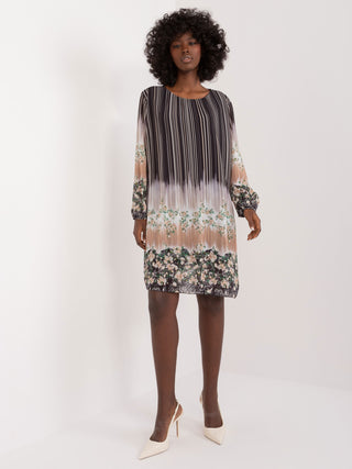 Sukienka-DHJ-SK-N8524.14X-czarno-beżowy