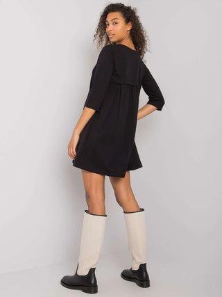 Sukienka-RV-SK-7331.84-czarny