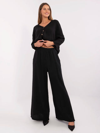 Spodnie-MI-SP-2563.84-czarny