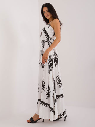 Sukienka-DHJ-SK-16201.84-biało-czarny