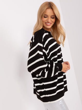 Sweter-TO-SW-002.13-czarno-biały