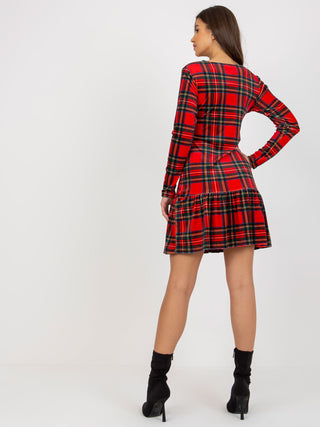 Sukienka-RP-SK-8219.86-czarno-czerwony