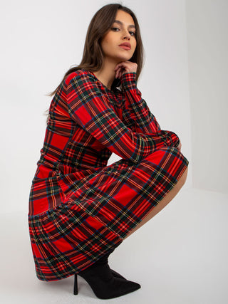 Sukienka-RP-SK-8219.86-czarno-czerwony