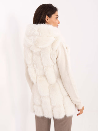 Kamizelka-AT-KZ-2379.96P-ecru