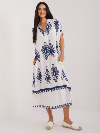 Sukienka-DHJ-SK-17951.03X-biało-granatowy