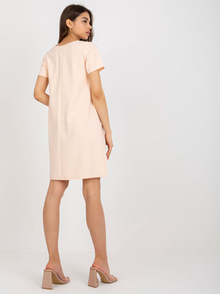 Sukienka-LK-SK-506790.45-jasny brzoskwiniowy