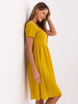 Sukienka-DHJ-SK-25370.85-ciemny żółty